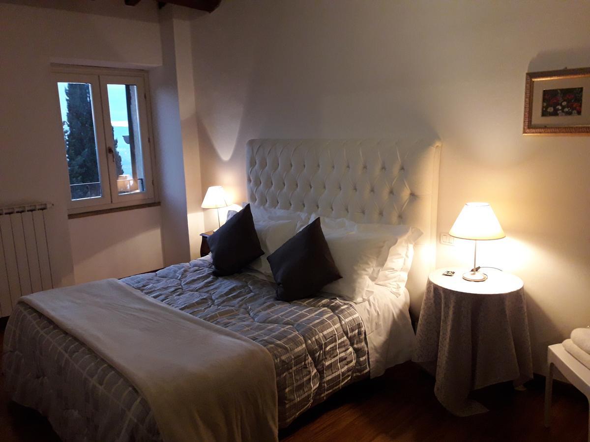 Suite Luna Bianca Асизи Екстериор снимка